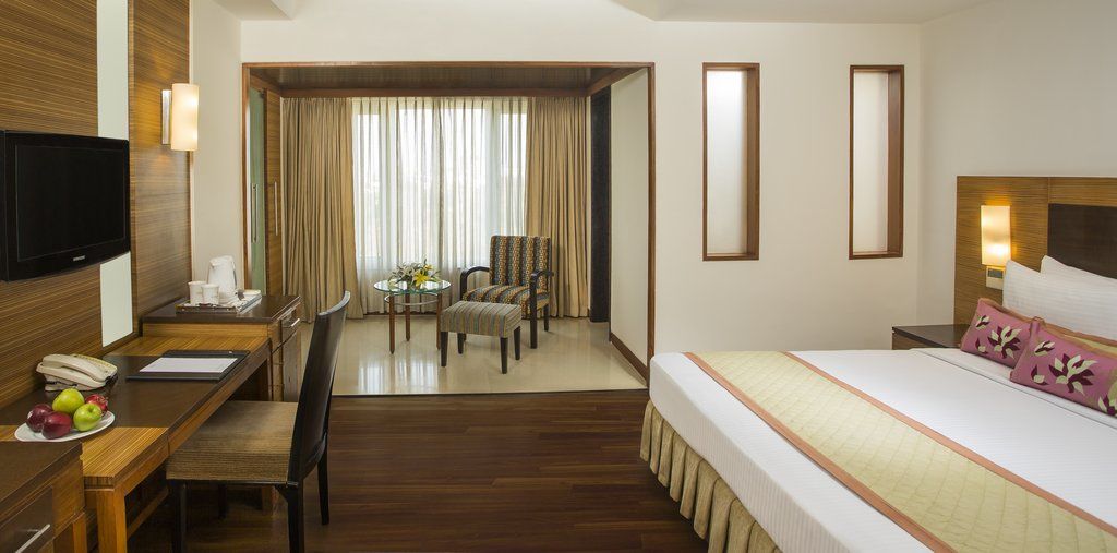 Country Inn Ahmadabad Zewnętrze zdjęcie